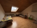 VERKAUFT - Gepflegtes 1-2-Familienhaus mit Garten in Offenburg-Weier - VERKAUFT - Schlafzimmer DG