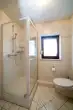 Gäste-WC mit Dusche OG - Älteres 1-2-Familienhaus in in ruhiger Lage von Niederschopfheim
