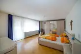 Schlafzimmer OG - Älteres 1-2-Familienhaus in in ruhiger Lage von Niederschopfheim