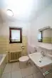 Badezimmer EG - Älteres 1-2-Familienhaus in in ruhiger Lage von Niederschopfheim