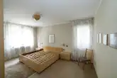 Schlafzimmer - VERKAUFT - Charmante 4-Zimmer-Erdgeschosswohnung in Stadtvilla - für den Käufer provisionsfrei