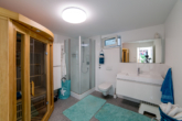 Neuwertiges, altersgerechtes Einfamilienhaus in absolut ruhiger Lage - für den Käufer provisionsfrei - Badezimmer mit Sauna im GG