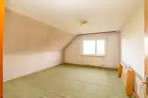 Zimmer 2 DG - Älteres 1-2-Familienhaus in Oberschopfheim