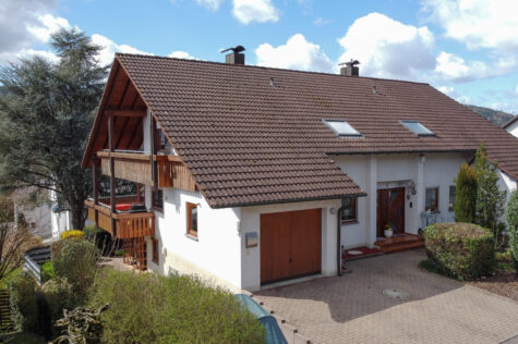 Doppelhaushälfte mit ELW in toller Aussichtslage von LR-Reichenbach, 77933 Lahr, Doppelhaushälfte
