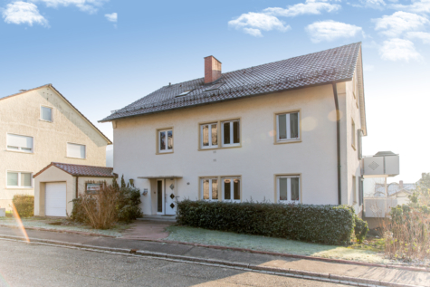 3-Familienhaus in fantastischer Aussichtslage von Gengenbach – für den Käufer provisionsfrei, 77723 Gengenbach, Zweifamilienhaus
